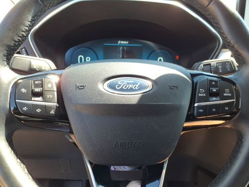 Used 2024 Ford Escape Platinum AWD/4WD image 25