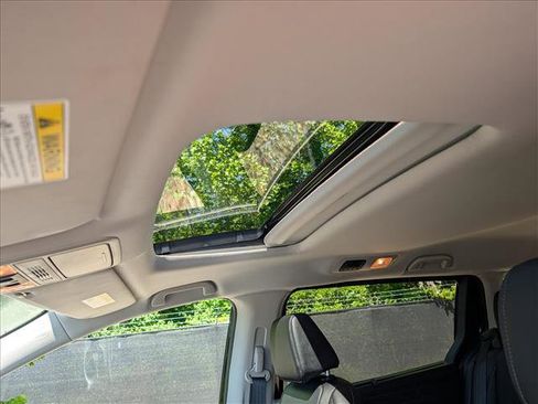 Used 2025 Honda Odyssey EX-L image 34
