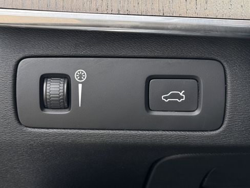 Used 2021 Volvo XC90 T6 Inscription w/ Advanced Package image 23