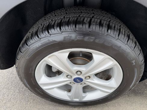 Used 2015 Ford Escape SE AWD/4WD image 18