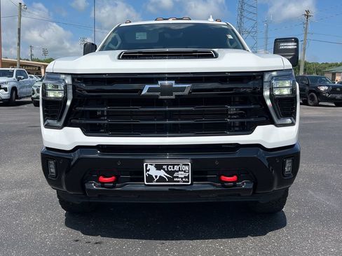 Used 2025 Chevrolet Silverado 2500 LTZ w/ Trail Boss Package AWD/4WD image 2