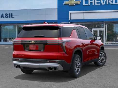 New 2027 Chevrolet Traverse LT AWD/4WD image 4