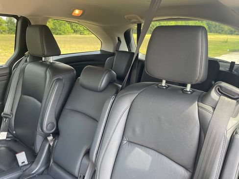 Used 2025 Honda Odyssey EX-L image 34