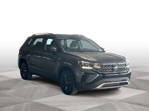 Used 2024 Volkswagen Taos S FWD image 2