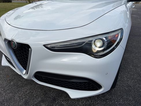 Used 2018 Alfa Romeo Stelvio Ti AWD/4WD image 20