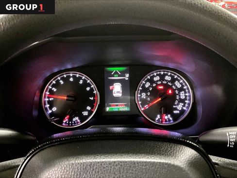 Used 2019 Toyota RAV4 LE image 25