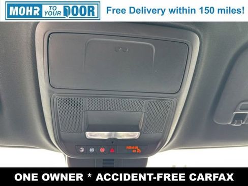 Used 2025 GMC Acadia Elevation image 27