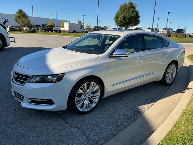 Used 2015 Chevrolet Impala LTZ FWD image 3