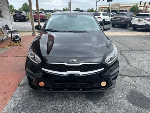 Used 2021 Kia Forte Sedan image 2