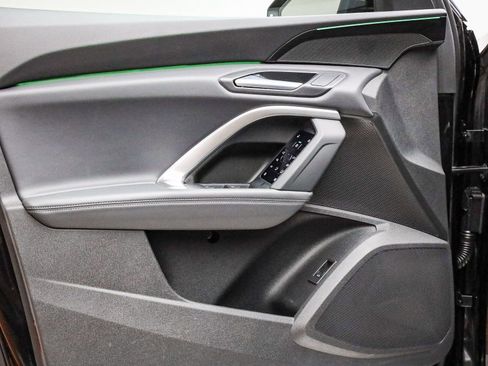 Certified 2025 Audi Q5 Premium w/ Convenience Package image 21