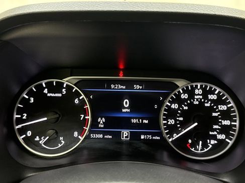 Used 2023 Nissan Sentra SV image 19