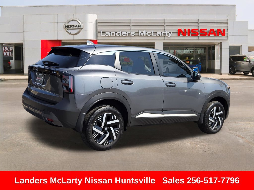 Used 2025 Nissan Kicks SV FWD image 3