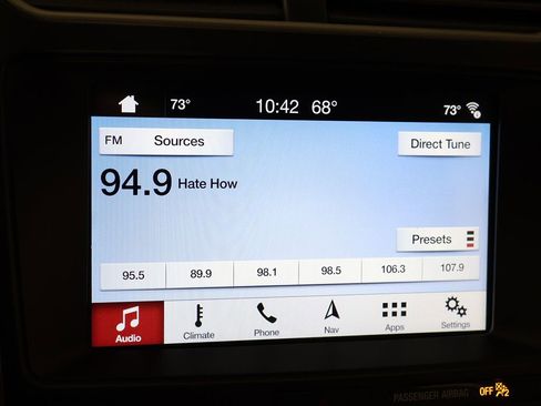 Used 2018 Ford Explorer XLT w/ Equipment Group 202A AWD/4WD image 48