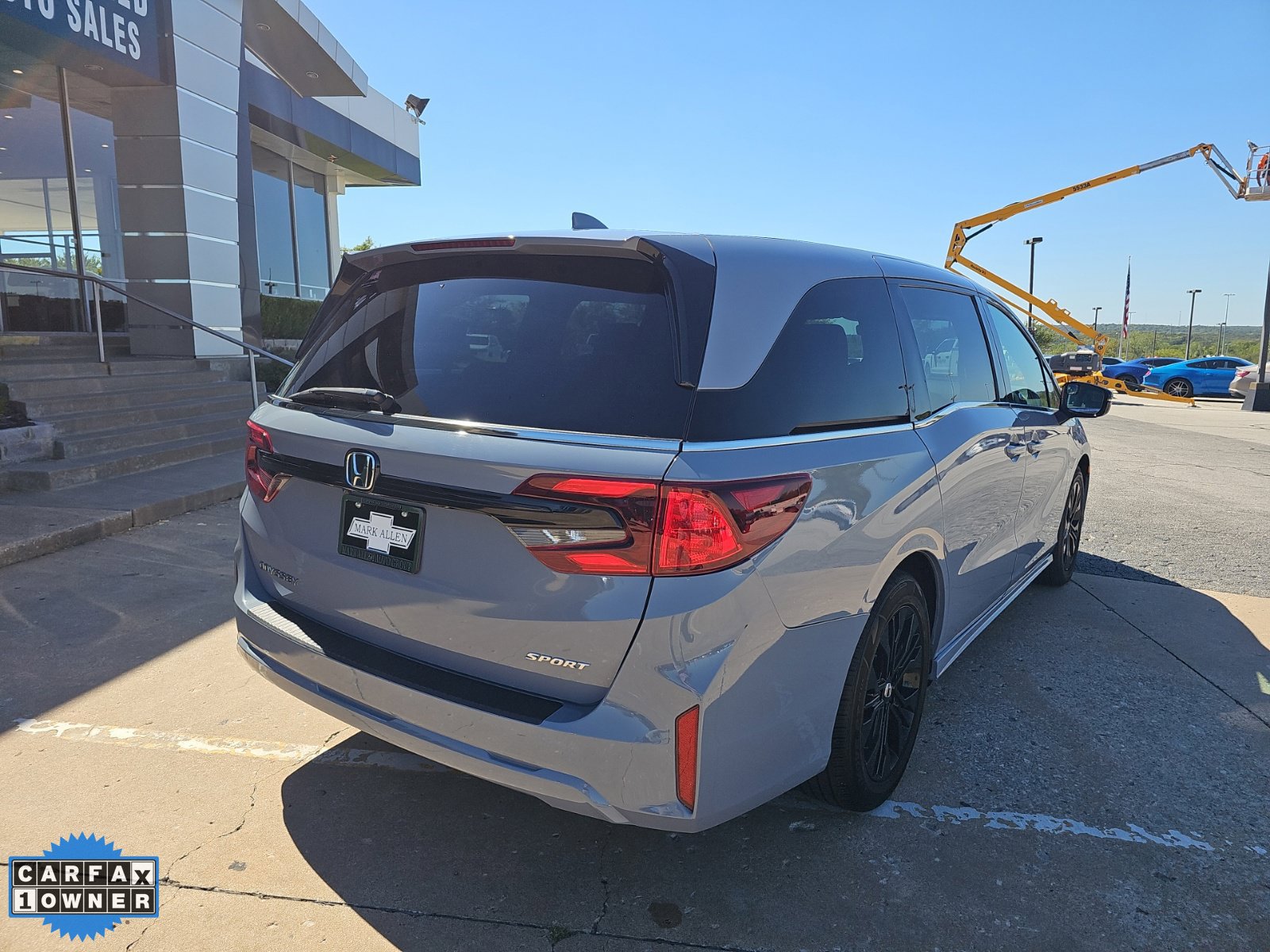 Used 2025 Honda Odyssey Sport-L image 4