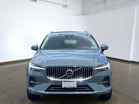 Used 2023 Volvo XC60 B5 Plus w/ Climate Package AWD/4WD image 2