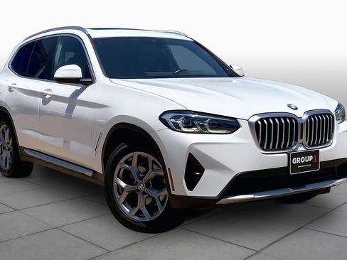 Used 2022 BMW X3 xDrive30i w/ Premium Package 2 (ZPA) AWD/4WD image 3