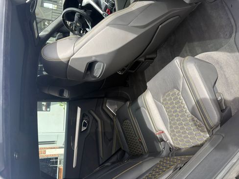 Used 2021 Lamborghini Urus AWD/4WD image 5
