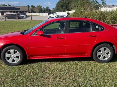Used 2009 Chevrolet Impala LT FWD image 7