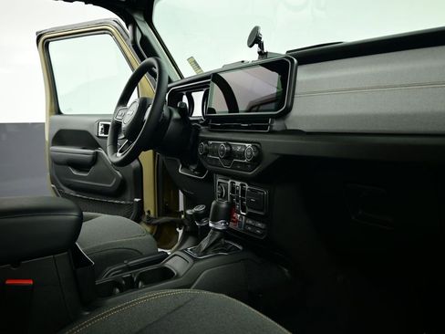 Used 2025 Jeep Gladiator Willys image 63