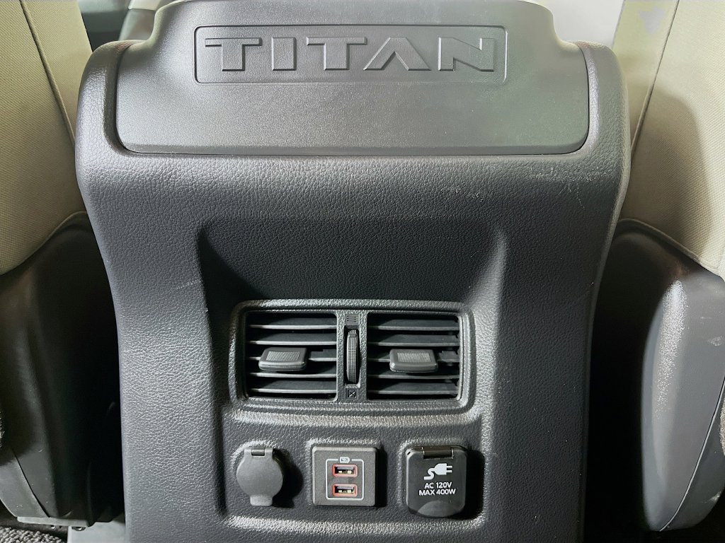 Used 2021 Nissan Titan SV w/ SV Convenience Package AWD/4WD image 33
