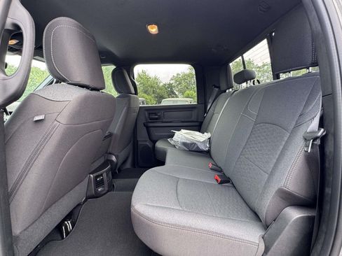 New 2026 RAM 2500 Tradesman AWD/4WD image 18