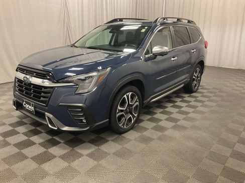 Used 2023 Subaru Ascent Touring AWD/4WD image 10
