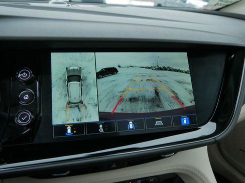 Used 2022 Buick Envision Avenir w/ Technology Package II image 40