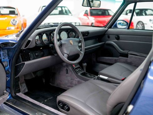 Used 1997 Porsche 911 Carrera RWD image 2