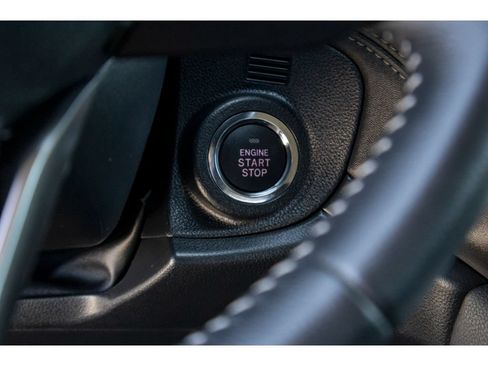 Certified 2025 Subaru Outback Premium AWD/4WD image 26