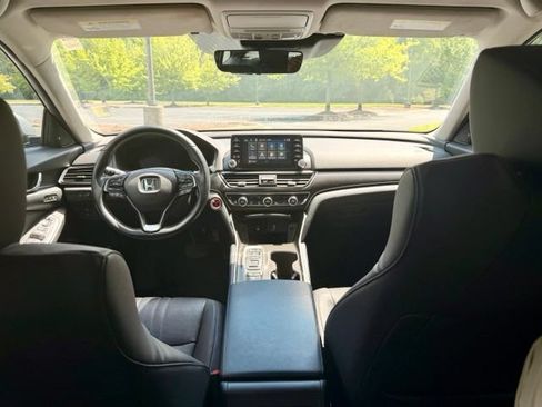 Used 2018 Honda Accord EX-L image 24