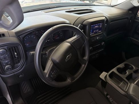 Used 2021 Chevrolet Silverado 1500 Custom Trail Boss w/ LPO, Dark Essentials Package AWD/4WD image 18