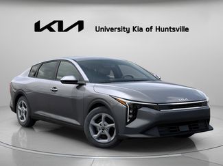 New 2025 Kia K4 LXS image 1
