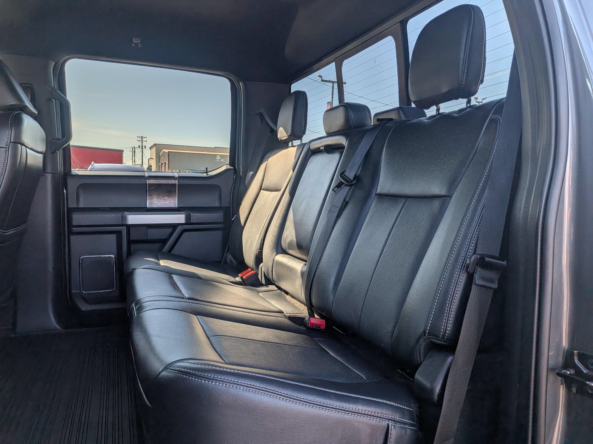 Used 2022 Ford F350 Lariat w/ Lariat Ultimate Package AWD/4WD image 7
