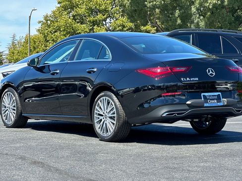 Used 2026 Mercedes-Benz CLA 250 image 3