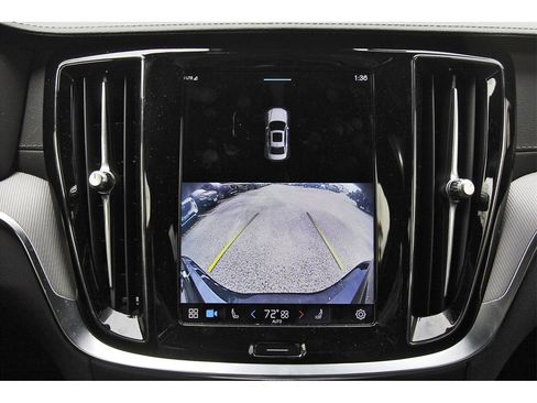 Used 2023 Volvo S60 B5 Ultimate image 26