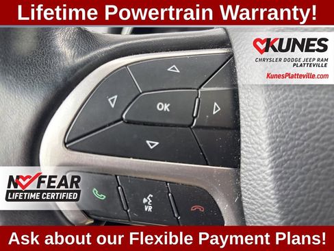 Used 2022 Jeep Grand Cherokee Limited w/ Luxury Group II image 16