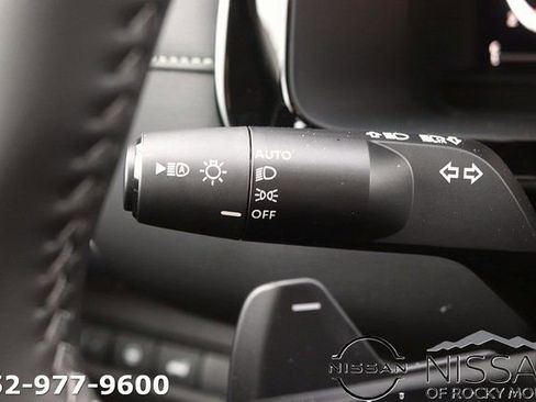 New 2026 Nissan Pathfinder SL image 27