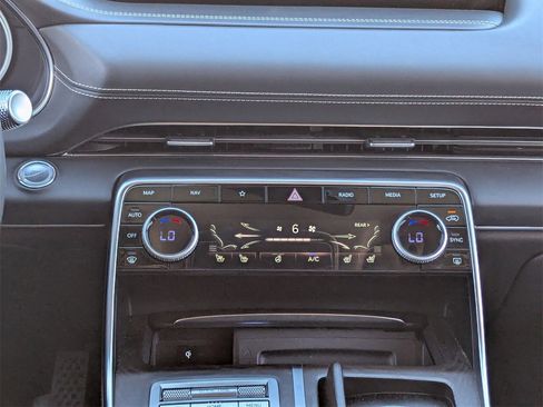 Used 2022 Genesis GV80 2.5T w/ Advanced Package 03 image 23