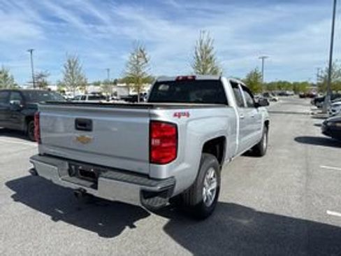 Used 2018 Chevrolet Silverado 1500 LT w/ All Star Edition AWD/4WD image 5