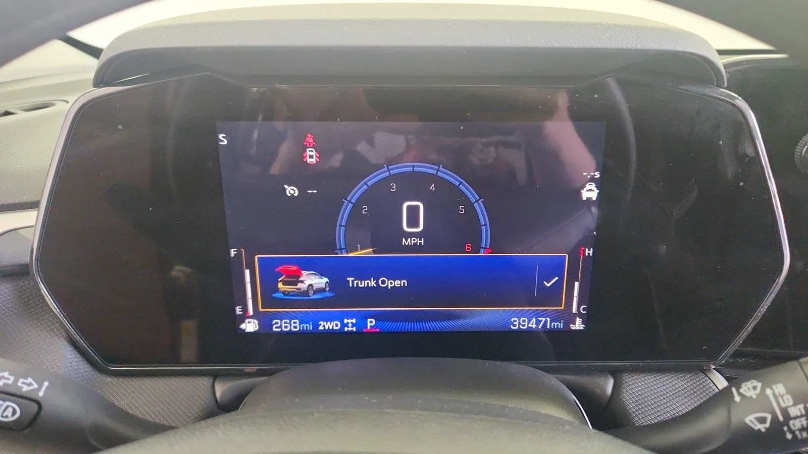 Used 2025 Chevrolet TrailBlazer LT AWD/4WD image 17
