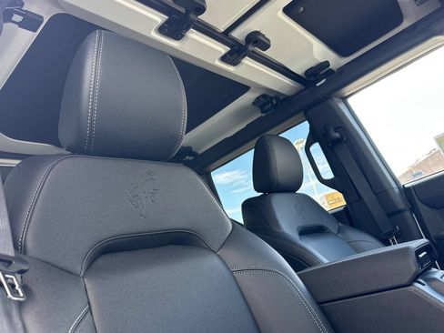 New 2026 Ford Bronco Badlands AWD/4WD image 16