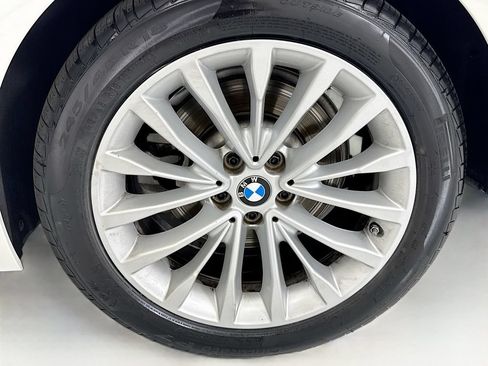 Used 2023 BMW 530i w/ Premium Package RWD image 30