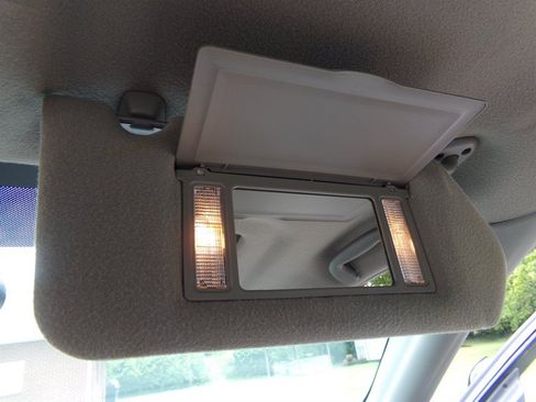 Used 2004 Chevrolet Impala SS w/ Preferred Equipment Group FWD image 43