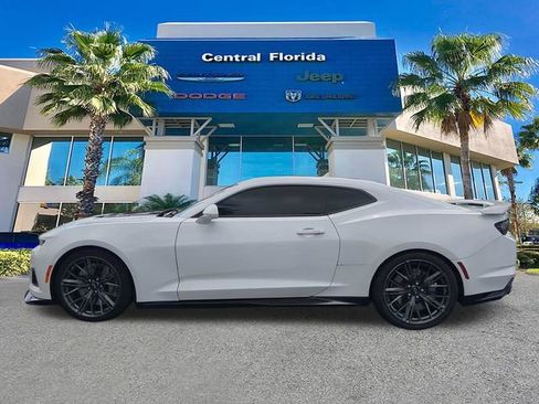 Used 2020 Chevrolet Camaro ZL1 RWD image 8