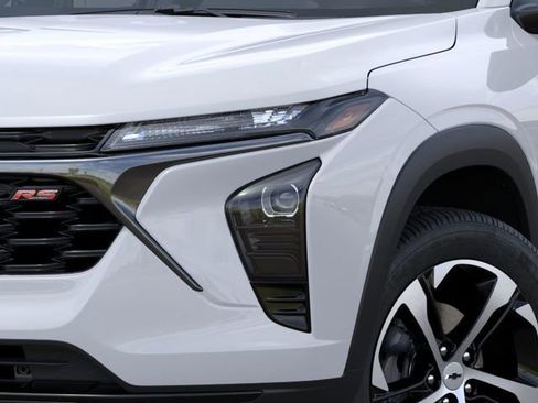 New 2026 Chevrolet Trax RS FWD image 10