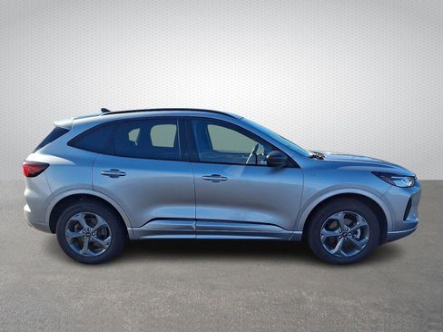 Used 2023 Ford Escape ST-Line w/ Tech Pack #1 image 7