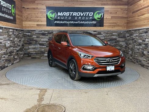 Used 2017 Hyundai Santa Fe Sport image 2