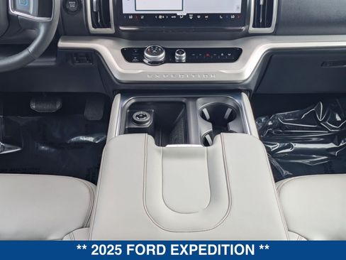 Certified 2025 Ford Expedition Active RWD image 23