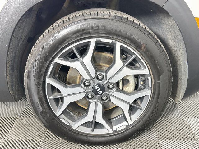 Used 2021 Kia Seltos EX AWD/4WD image 29