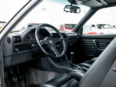 Used 1990 BMW M3 Coupe RWD image 2